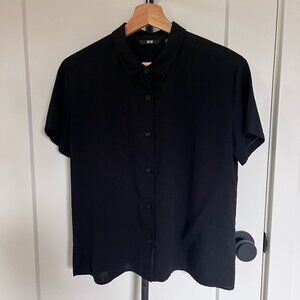 Uniqlo Black Shirt